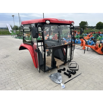 Kabina ciągnikowa Ursus C360 C-360 BTWX poliwęglan - z błotnikami - czerwona -