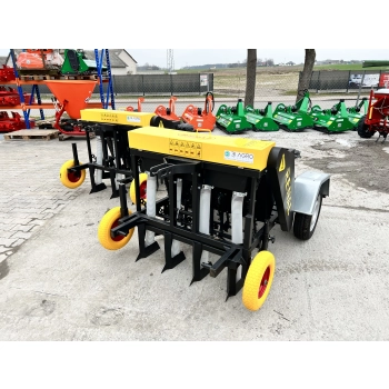 Sadzarka do czosnku, cebuli, bobu, tulipanów 4-rzędowa RENAL