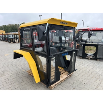 Kabina ciągnikowa Ursus C360 C-360 z błotnikami - ŻÓŁTA -