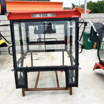 kabina do ciągnika T25 bez błotników