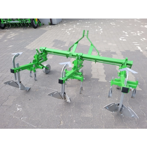 Pielnik-obsypnik NORMA 3-rzędowy BOMET