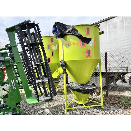 Mieszalnik pasz Twister M01/5 2000kg Ad-raf