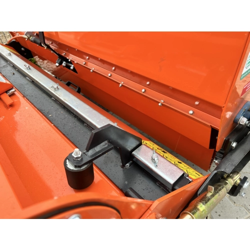 Glebogryzarka separacyjna SB145 GEOGRASS z siewnikiem