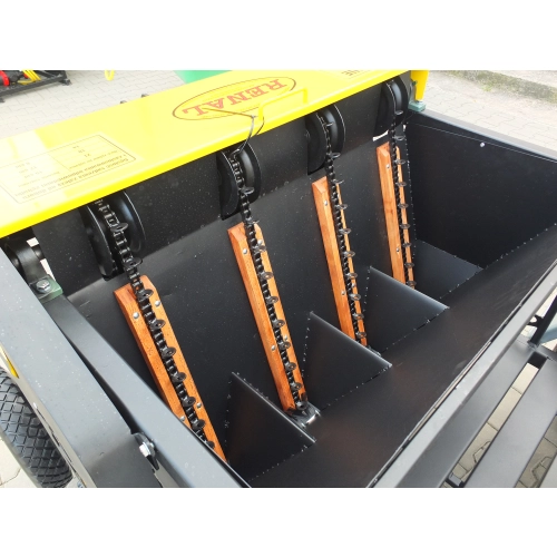 Sadzarka do czosnku, cebuli, bobu, tulipanów 4-rzędowa RENAL