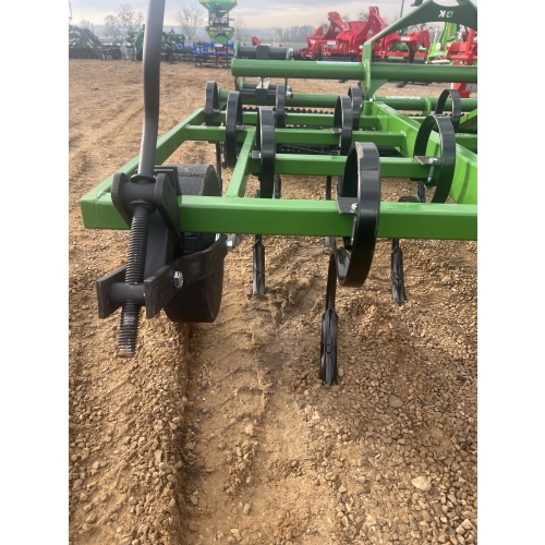 Agregat uprawowy APOLLO na kołach z przodu