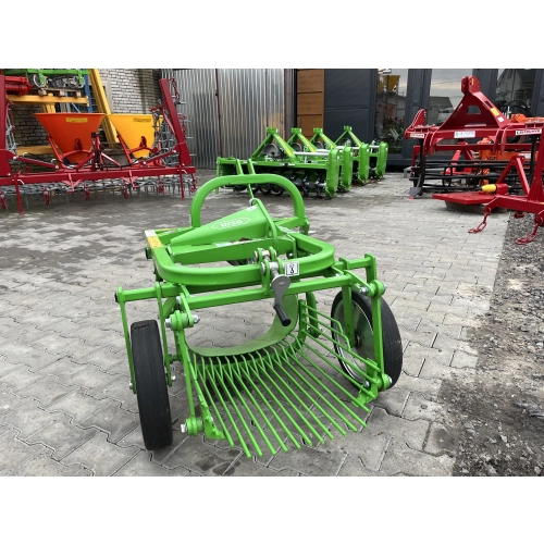 Kopaczka wibracyjna 1-rzędowa z wyrzutem do tyłu Ursa Z655/1