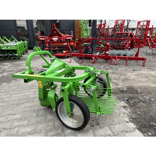 Kopaczka wibracyjna 1-rzędowa z wyrzutem do tyłu Ursa Z655/1