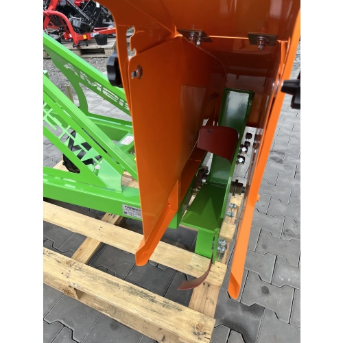 Obsypnik pryzm/kopców Frisma S595