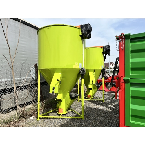 Mieszalnik do pasz Adraf 500 kg