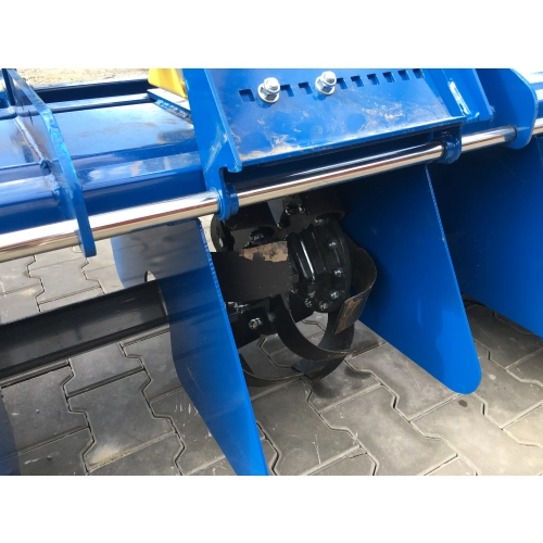 Glebogryzarka międzyrzędowa 3-sekcyjna