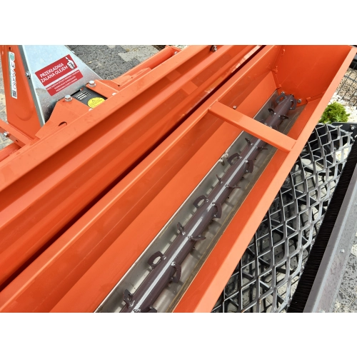 Glebogryzarka separacyjna SB-145 GEOGRASS z siewnikiem