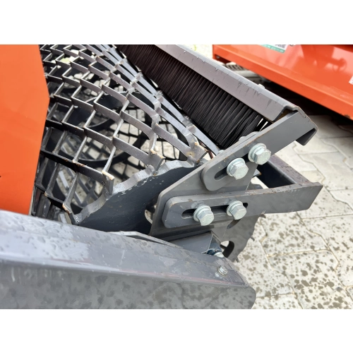 Glebogryzarka separacyjna SB-145 GEOGRASS z siewnikiem