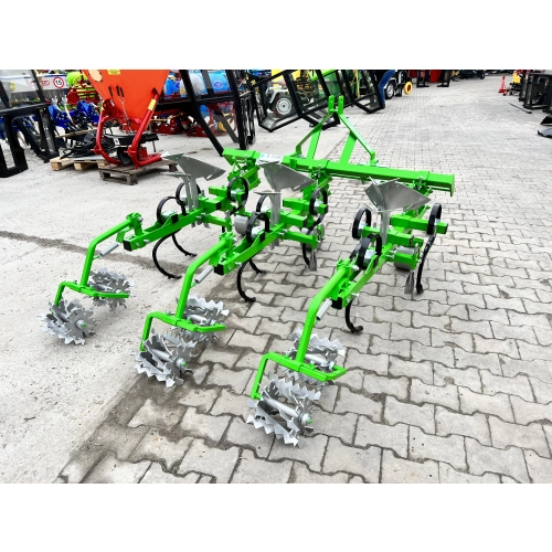 Pielnik-obsypnik NORMA 3-rzędowy z wałkami BOMET