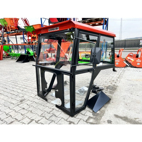 Kabina ciągnikowa Ursus C330 C-330 - CZERWONA - RAL 2002