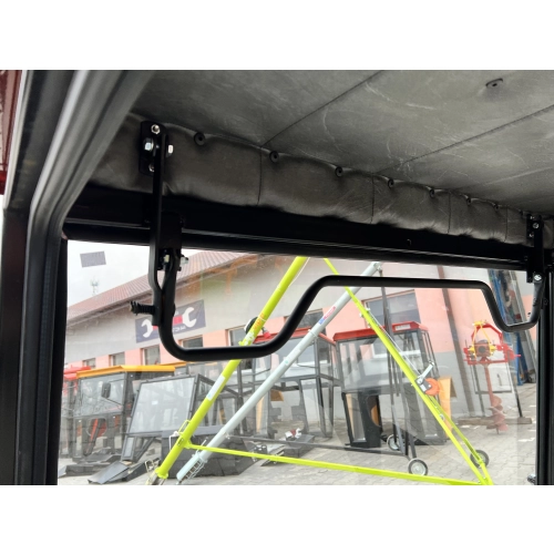 Kabina ciągnikowa Ursus C330 C-330 - CZERWONA - RAL 2002