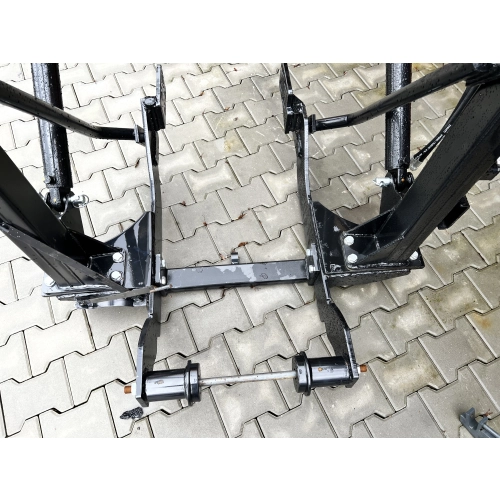 Ładowacz czołowy Tur-2B - 700kg - 3-sekcyjny Euro-rama WOL-MET