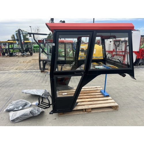 Kabina ciągnikowa Ursus C330 C-330 - CZERWONA -