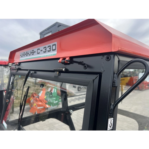 Kabina ciągnikowa Ursus C330 C-330 - CZERWONA -
