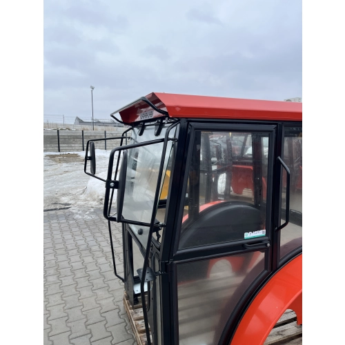 Kabina ciągnikowa ogrodnicza sadownicza z błotnikami Ursus C360 Szymczak