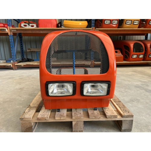 Maska ciągnikowa Ursus C-330 - wersja z lampami wewnątrz atrapy