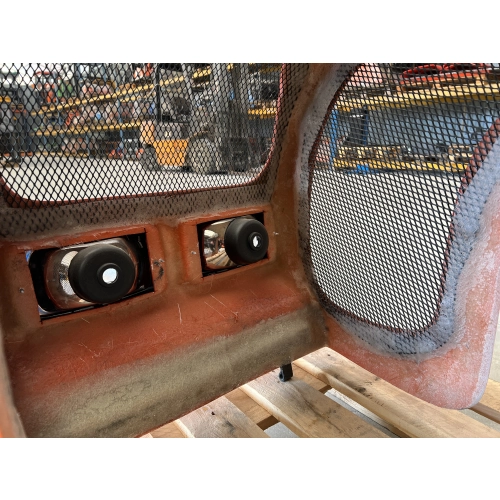 Maska ciągnikowa Ursus C-330 - wersja z lampami wewnątrz atrapy