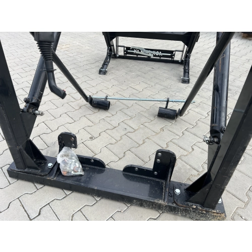 Ładowacz czołowy AM-30E 650kg 3-sekcyjny Euro-ramka T-25 Ruski + JOYSTICK