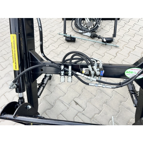 Ładowacz czołowy AM-30E 650kg 3-sekcyjny Euro-ramka T-25 Ruski + JOYSTICK