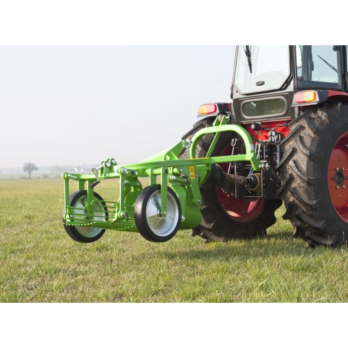 Kopaczka wibracyjna 1-rzędowa z wyrzutem do tyłu Ursa Z655/1