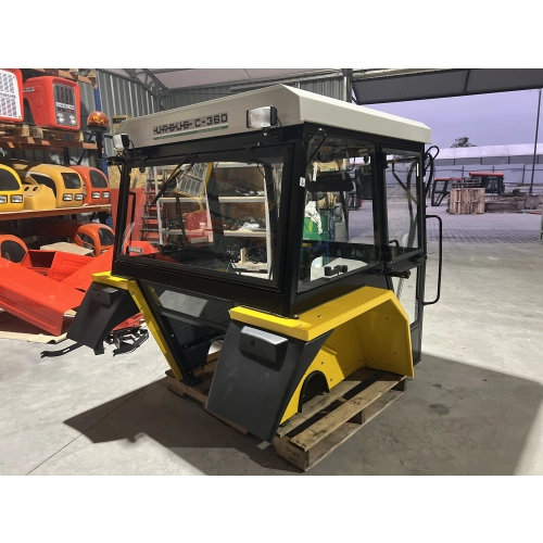 Kabina ciągnikowa Ursus C360 C-360 z błotnikami - ŻÓŁTA - biały dach