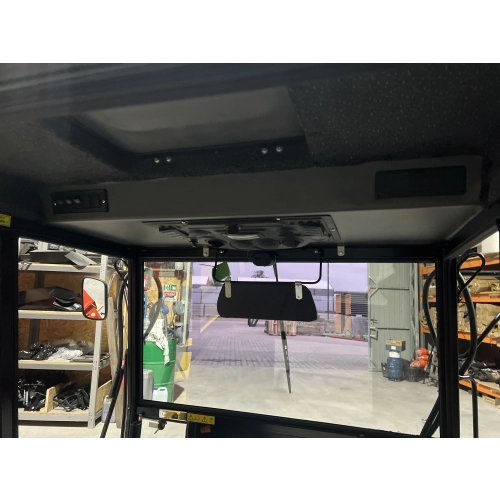 Kabina ciągnikowa Ursus C360 C-360 z błotnikami - ŻÓŁTA - biały dach