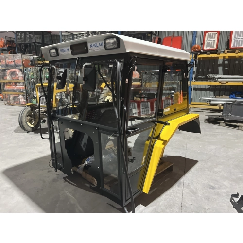 Kabina ciągnikowa Ursus C360 C-360 z błotnikami - ŻÓŁTA - biały dach