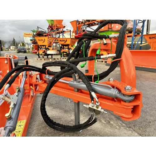 Kosiark bijakowa na pantografie AGL145 GEOGRASS