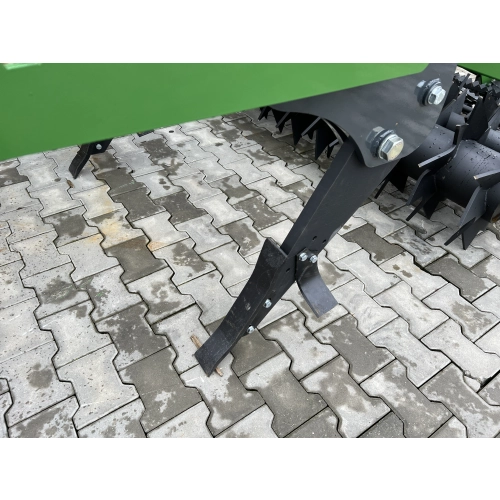 Pług dłutowy bezorkowy CENTAUR 3.0m