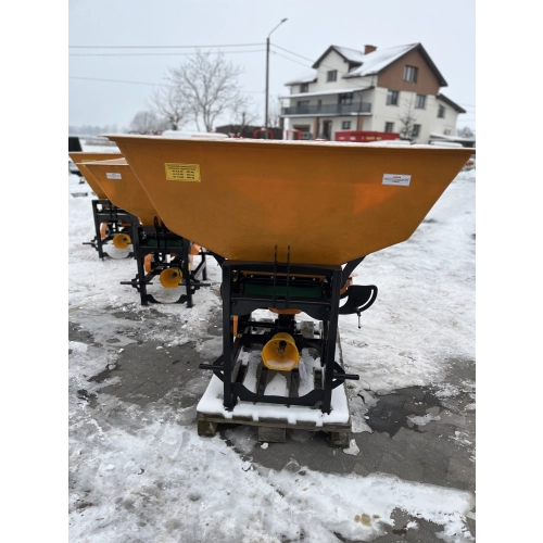 Piaskarka komunalna drogowa KŁOS 800 kg