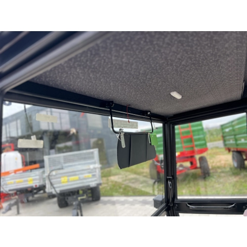 Kabina ciągnikowa Ursus C360 C-360 BTW poliwęglan - z błotnikami - czerwona -