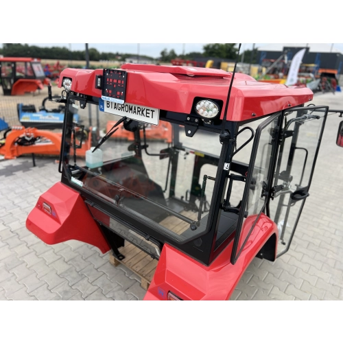 Kabina ciągnikowa Ursus C360 C-360 BTWX poliwęglan - z błotnikami - czerwona -