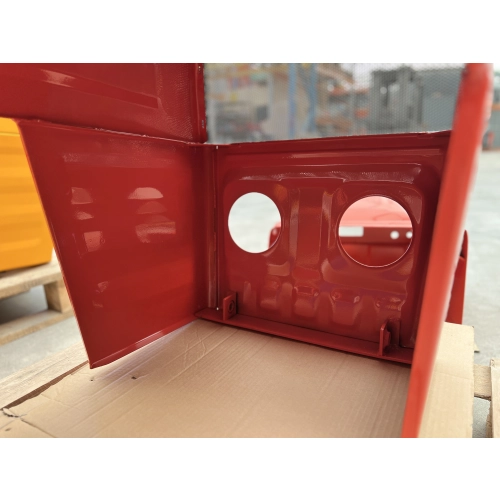 Maska metalowa Ursus C360 C-360 - CZERWONA -