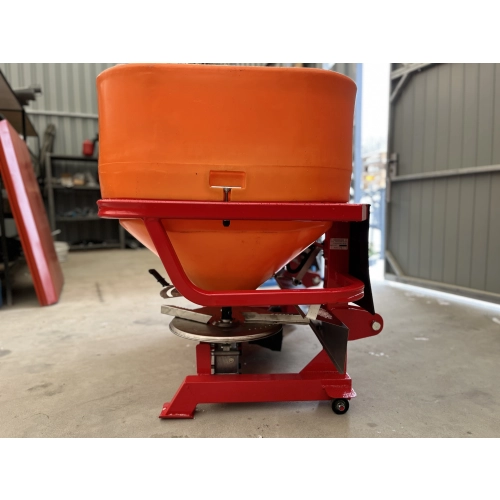 Rozsiewacz dwutalerzowy zawieszany – TORNADO DUO 600