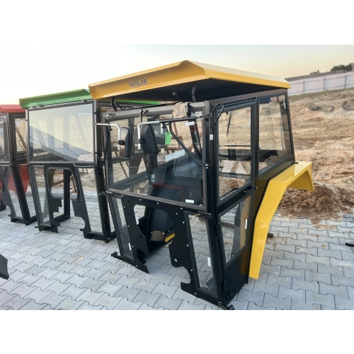 Kabina ciągnikowa Ursus C330 C-330 z błotnikami - ŻÓŁTA -