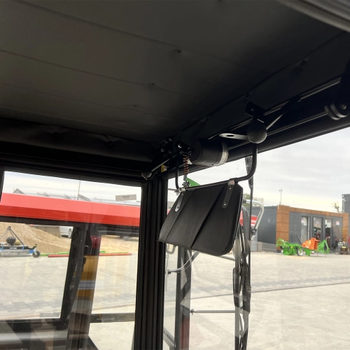 kabina do ciągnika T25 bez błotników