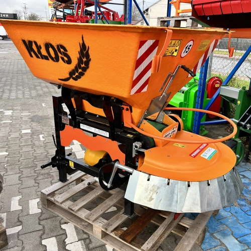 Piaskarka komunalna KŁOS NO21/1 (400 kg) – posypywarka drogowa, wyrób polski