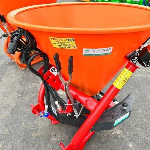 Posypywarka komunalna PK 200 MINI – lekka i wydajna piaskarka marki DEXWAL