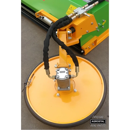 Podkaszarka – dysk tnący napędzany hydraulicznie