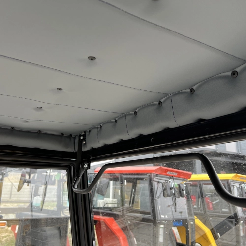 kabina C330 żółta widok z tyłu błotniki