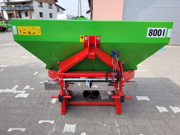 Rozsiewacz dwutalerzowy nawozów Tytan 800L - obrazek 6
