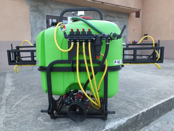 Opryskiwacz zawieszany 400L/12m Renal