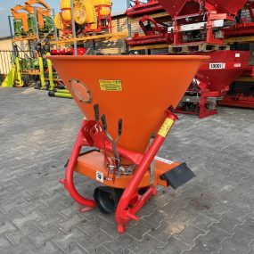 Rozsiewacz lejkowy jednotalerzowy sadowniczy 300L Dexwal