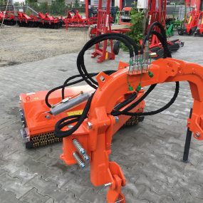 Kosiarka bijakowa na wysięgniku AGF 220 GEOGRASS