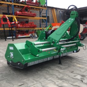 Kosiarka bijakowa EFG- 145 "młotki"
