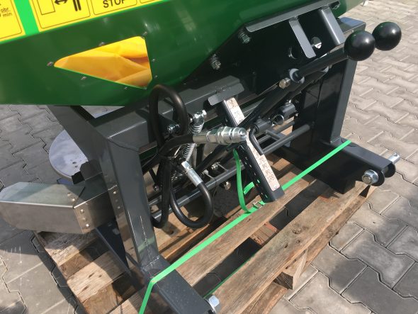 Rozsiewacz dwutarczowy jednozasypowy 600L Langren - obrazek 5